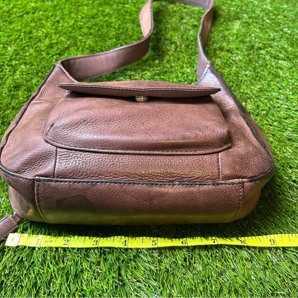 Fossil Brown Leather Hobo Shoulder Bag - Picture 3 of 10